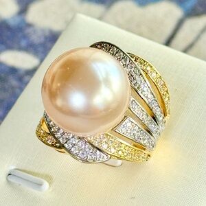 NWOT Gorgeous Champagne Color Pearl Two Tones With accents Band Ring in 6,7
